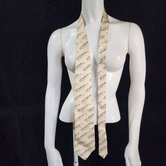 At Home America Cream, Navy Blue, & Red Silk Tie - Picture 1 of 4